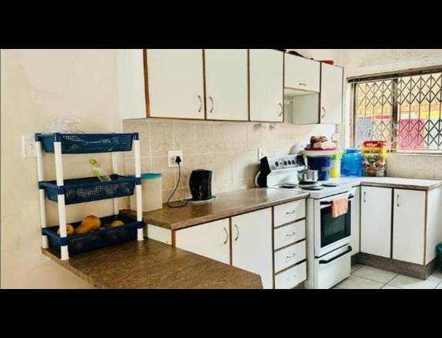 2 BEDROOM APARTMENT FOR SALE IN ARBORETUM